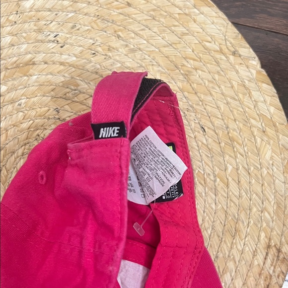 Nike Toddler Signature Fuchsia Baseball Hat Cap with Black Logo - Picture 4 of 9